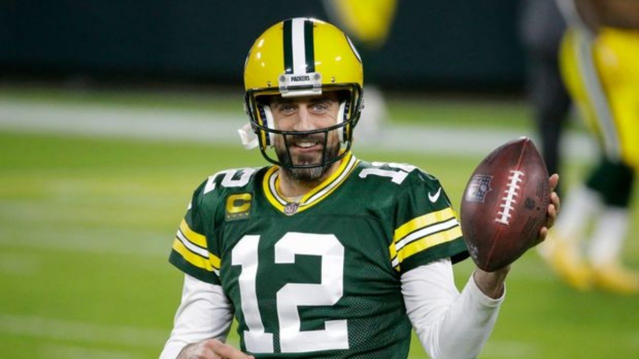“Watch his attempts at public speaking,” Aaron Rodgers Hits Back At Joe Biden After COVID Vaccination Jibe