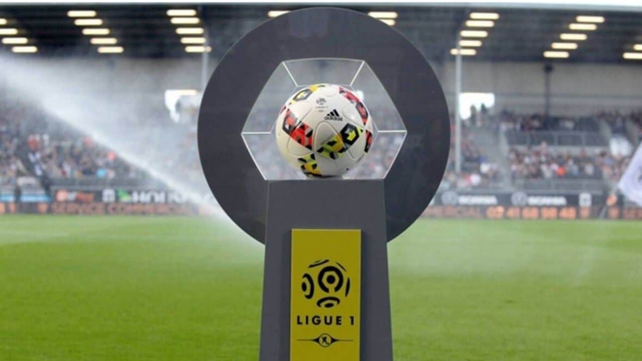 Ligue 1 2021 22 Collapse Of 3billion Broadcast Deal With Mediapro Resulting In Many Cheap Departures As The League Dives Into Financial Crisis The Sportsgrail