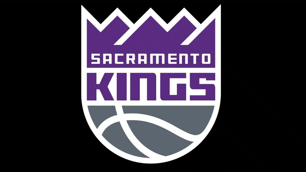 Who is Doug Christie new Sacramento Kings interim head coach, bio, age, height, wife, kids, son, salary and net worth