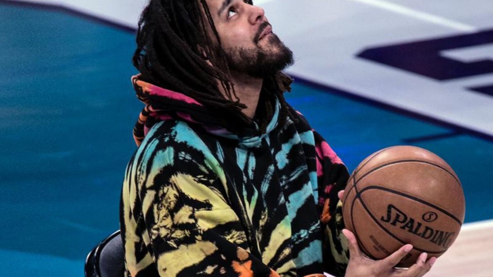 J Cole Nba Jermaine Cole Bal Contract And Debut With Patriots The Sportsgrail