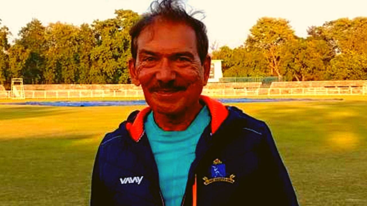Virat Kohli को कोसना बंद करो, समर्थन में खड़े हुए पूर्व दिग्गज खिलाड़ी Arun Lal
