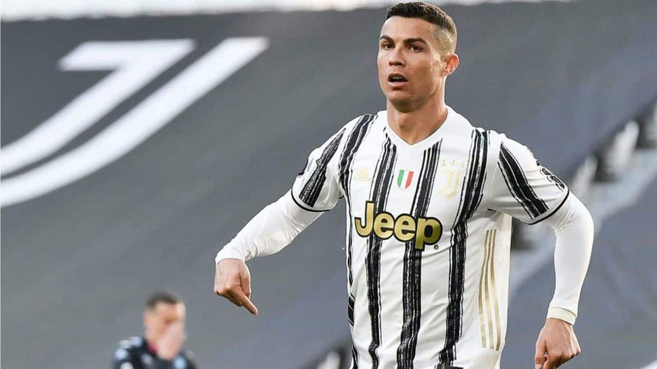 Video: Cristiano Ronaldo Ends Up Crying And Fighting With Juan Cuadrado During Juventus vs Porto In All or Nothing: Juventus