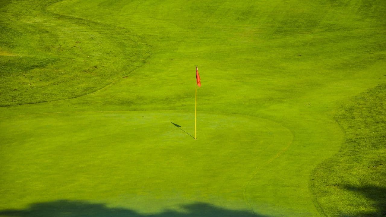 Who is golf influencer Karin Hart, bio, age, company and Instagram