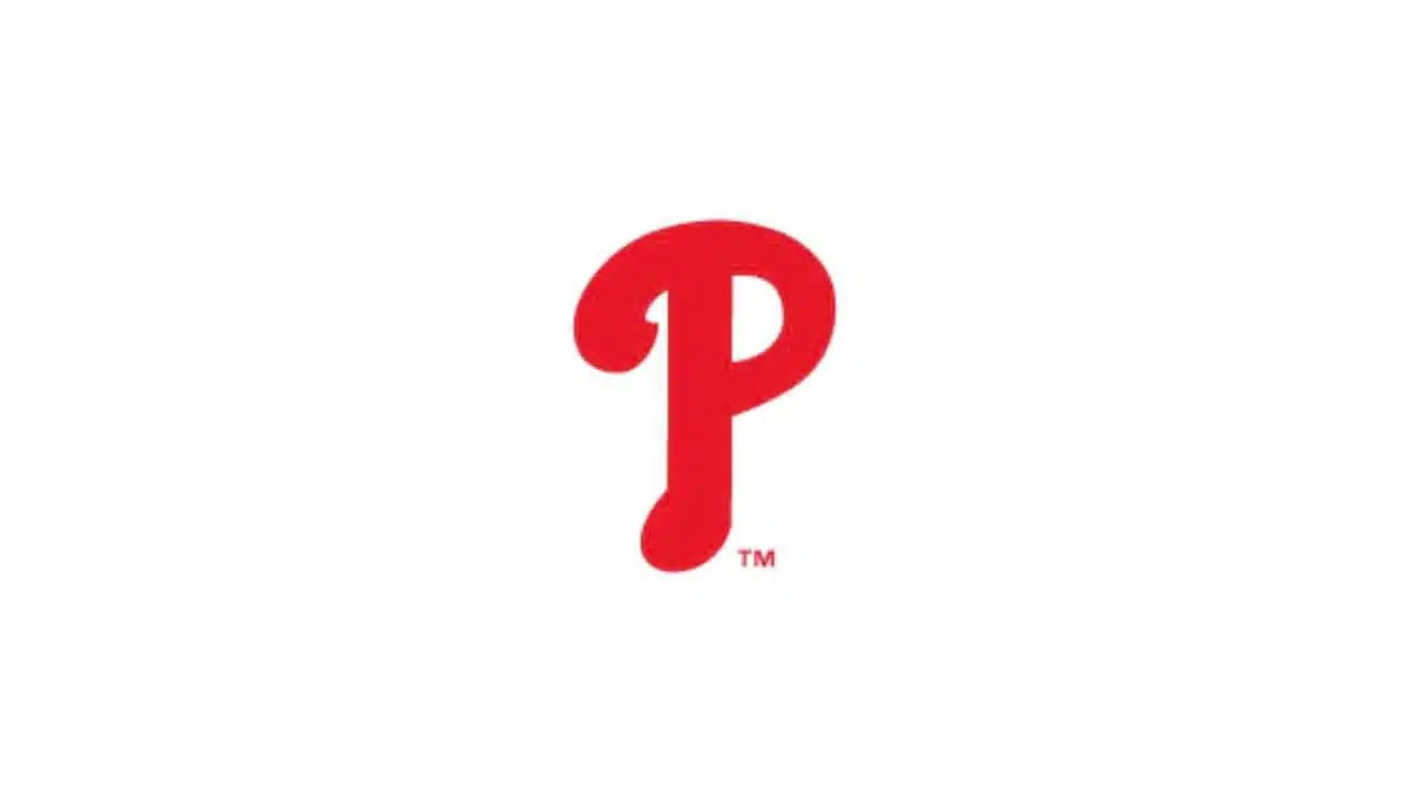 Video of Philadelphia Phillies male fan fingering female partner in Yankee Stadium goes viral