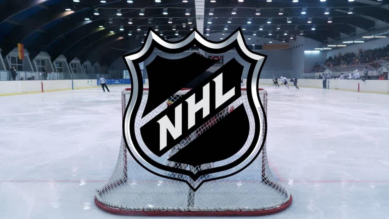 Who is Blakeny Perry wife of Corey Perry, bio, age, family, son and photos