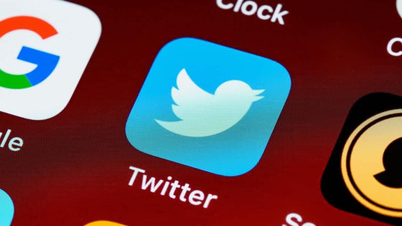 Watch Bowling Ball and Bowling Pin GIF Meme Goes Viral On Twitter, Trend Explained And Meaning