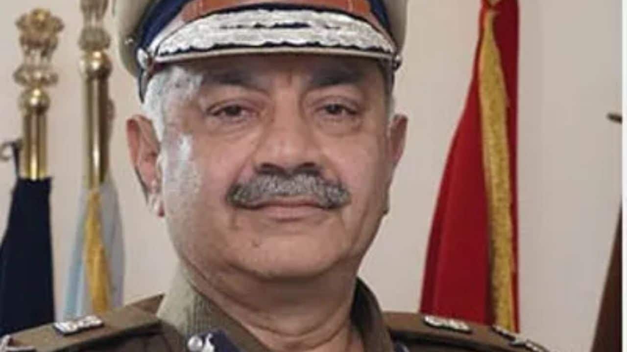 Know Who Is Ex-DGP Of Punjab IPS Siddharth Chattopadhyay, Life Biography, Age, Family, Career
