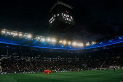 Watch “Stop It Putin,” Eintracht Frankfurt Sends Message To Russia, Lights Up Its Stadium In Ukraine Colours