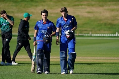 New Zealand’s Chapman tests Covid positive ahead of Netherlands series