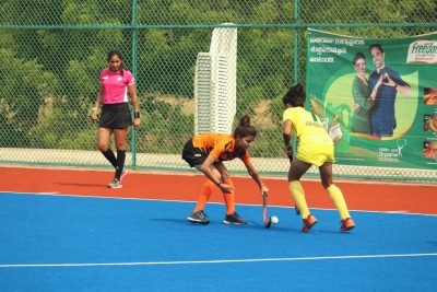 Women’s Jr National Hockey: Top teams start with easy wins on first day