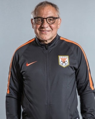 Bundesliga: Magath delivers motivation masterpiece out of hotel room, team wins match