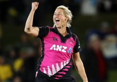 Women’s World Cup: South Africa restrict New Zealand to 228 despite Devin