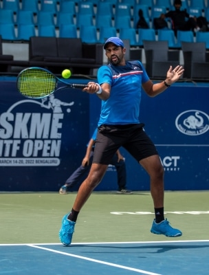 Bengaluru ITF Open: Kadhe wins doubles title, meets Rawat for the singles crown