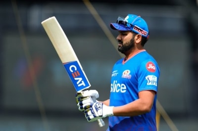 RCB vs MI Dream11 Team Prediction Today, TATA IPL Royal Challengers Bangalore vs Mumbai Indians Fantasy Cricket Tips, Match Preview, Playing 11, Live Stream