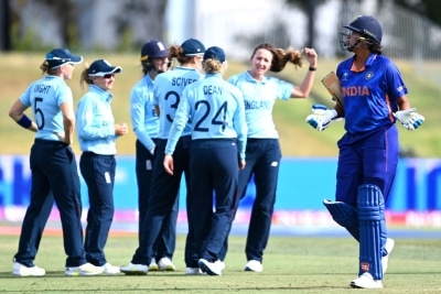 Women’s World Cup: Charlie Dean takes four as India are bowled out for just 134