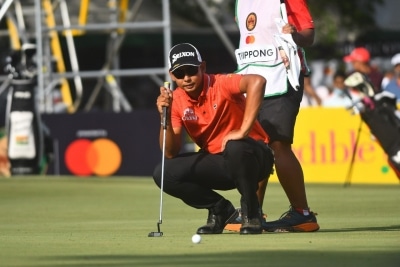 Windy conditions provide tough test on Day 3 of The DGC Open, Nitithorn leads