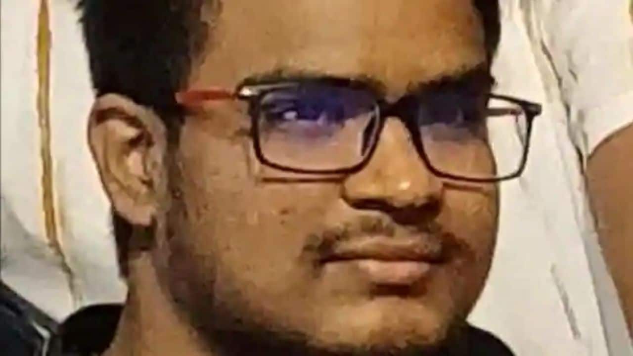 Know Who Is Naveen Shekharappa Gyanagoudar Indian Student Killed In Kharkiv Ukraine, Biography, Age, Family, Parents, Father, Twitter, Last Video Call