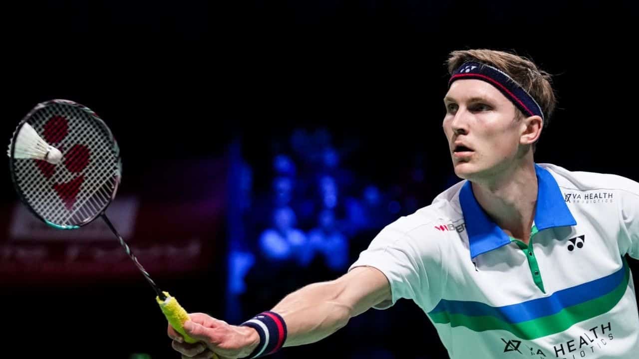 Who is Viktor Axelsen, biography, age, height, wife, ranking, country ...