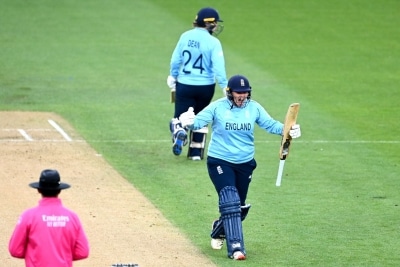 Women’s World Cup: England back on track after one-wicket win over White Ferns