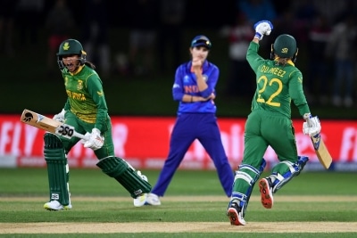 Women’s World Cup: Du Preez stars as South Africa end India’s hopes with knockout punch
