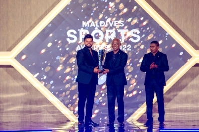 Suresh Raina felicitated with the ‘Sports Icon’ award at Maldives Sports Awards