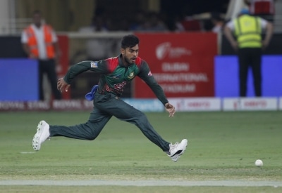 Injured Mehidy Hasan ruled out of 1st Test against Sri Lanka