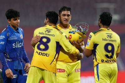 IPL 2022: Dhoni steers CSK to thrilling 3-wicket win, keeps Mumbai winless (Ld)
