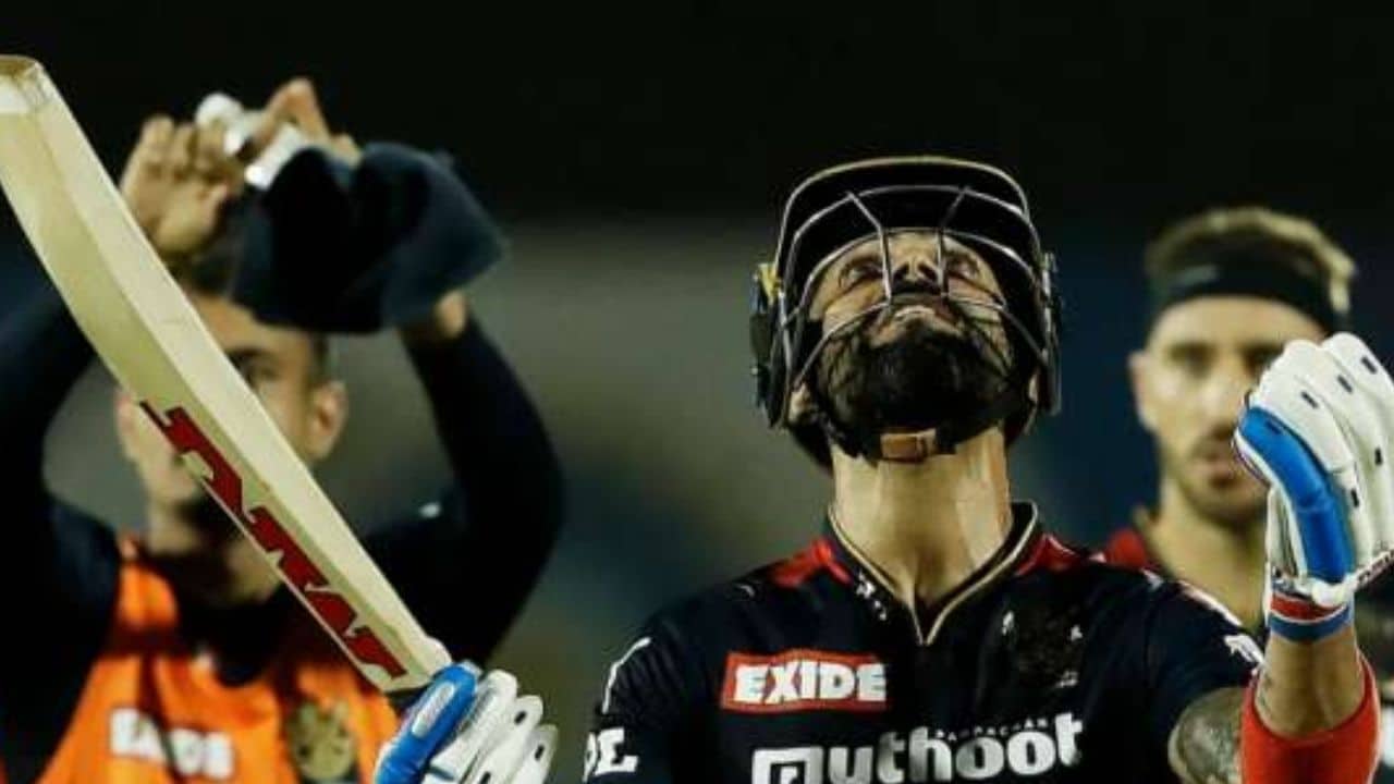 Watch “F*ck me,” Virat Kohli Livid After Getting Out In PBKS vs RCB IPL 2022 Match, Reaction Video Viral