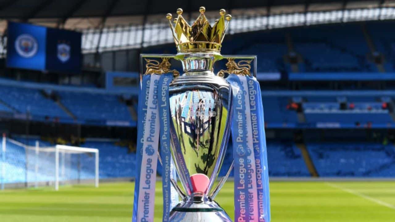 Premier League Trophy Price 202122 And 2022 Winners Prize Money The
