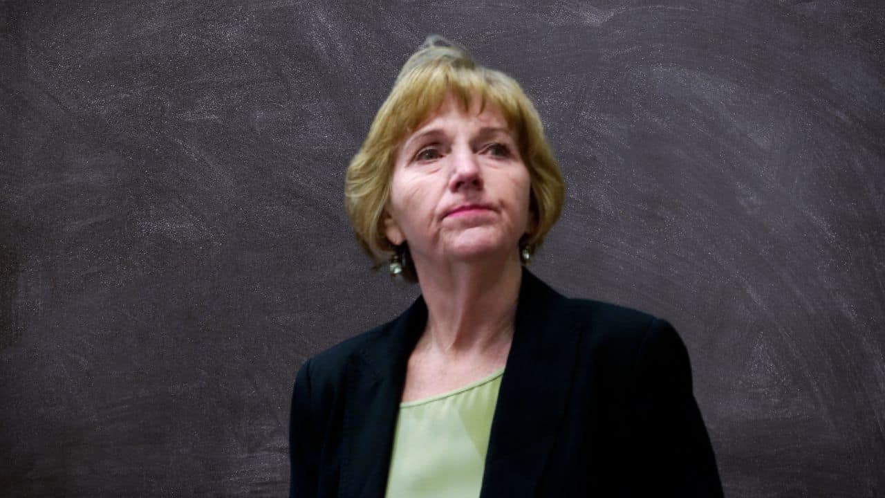 Watch Elaine Bredehoft Lawyer Of Amber Heard Cries During Trial Vs Johnny Depp, Video Viral