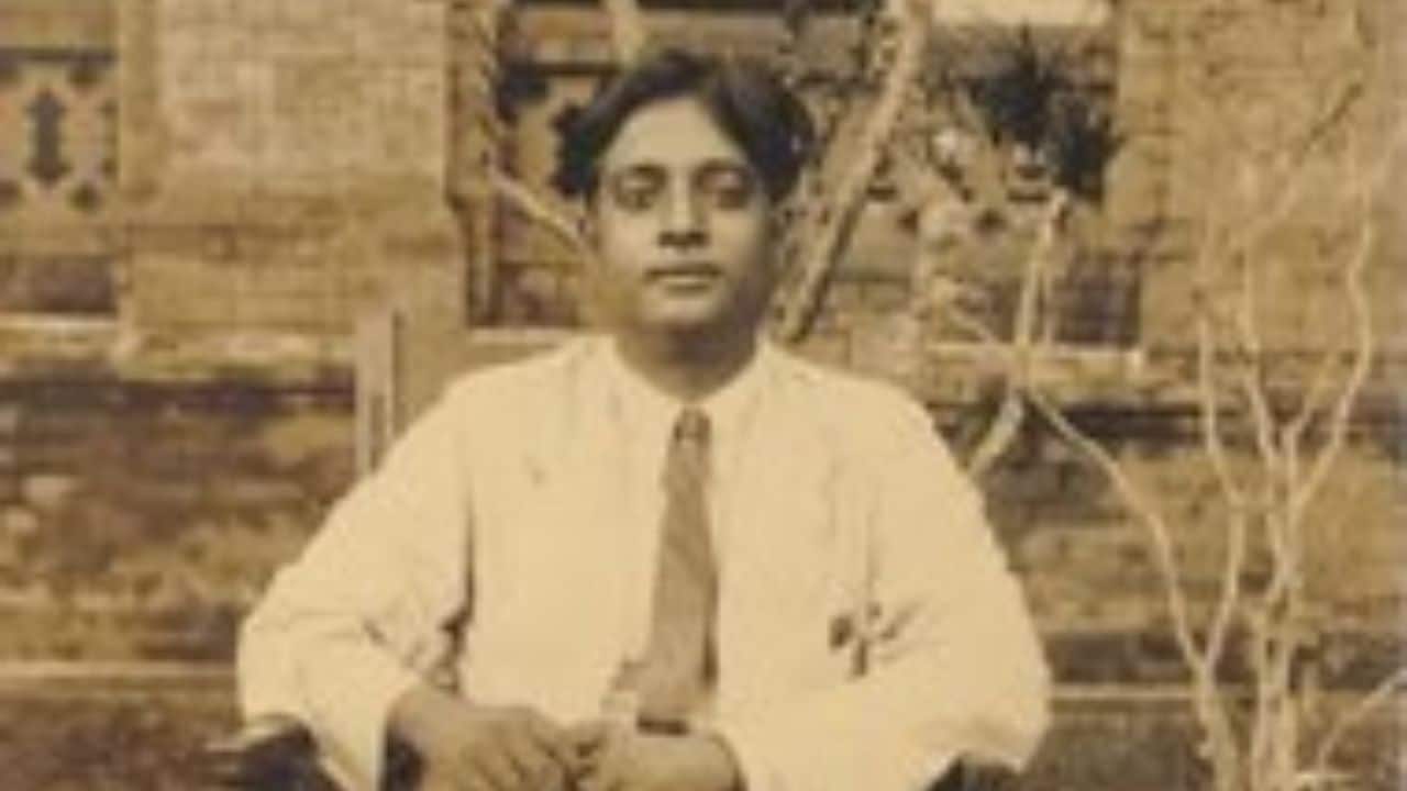 Satyendra Nath Bose Age, Biography, Family, Education, Invention, Career, Cause Of Death, Google Doodle Today, Video