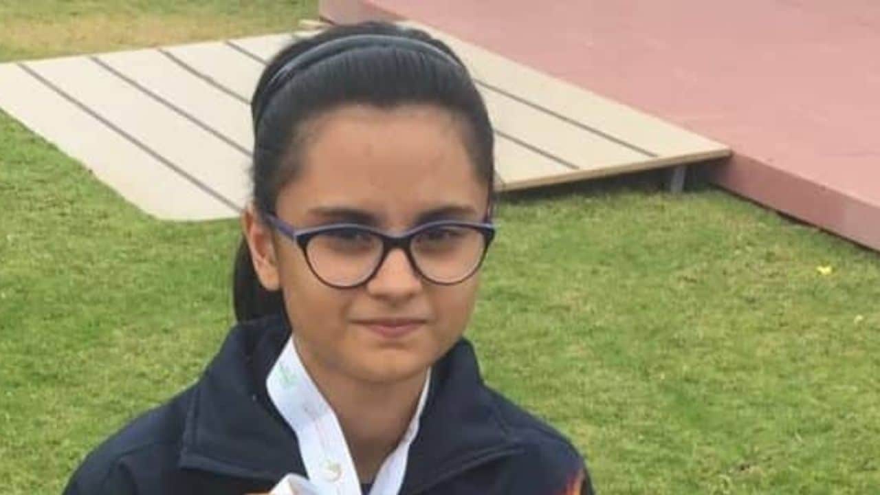 Who is para shooter Avani Lekhara, biography, age, husband, state, job, disability story, ranking, and medals