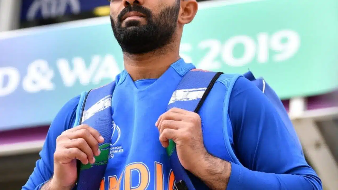 Watch “DK DK,” Murali Vijay Greeted With Chants Of Dinesh Karthik During TNPL 2022 Match Due To Affair With His Wife, Video Goes Viral