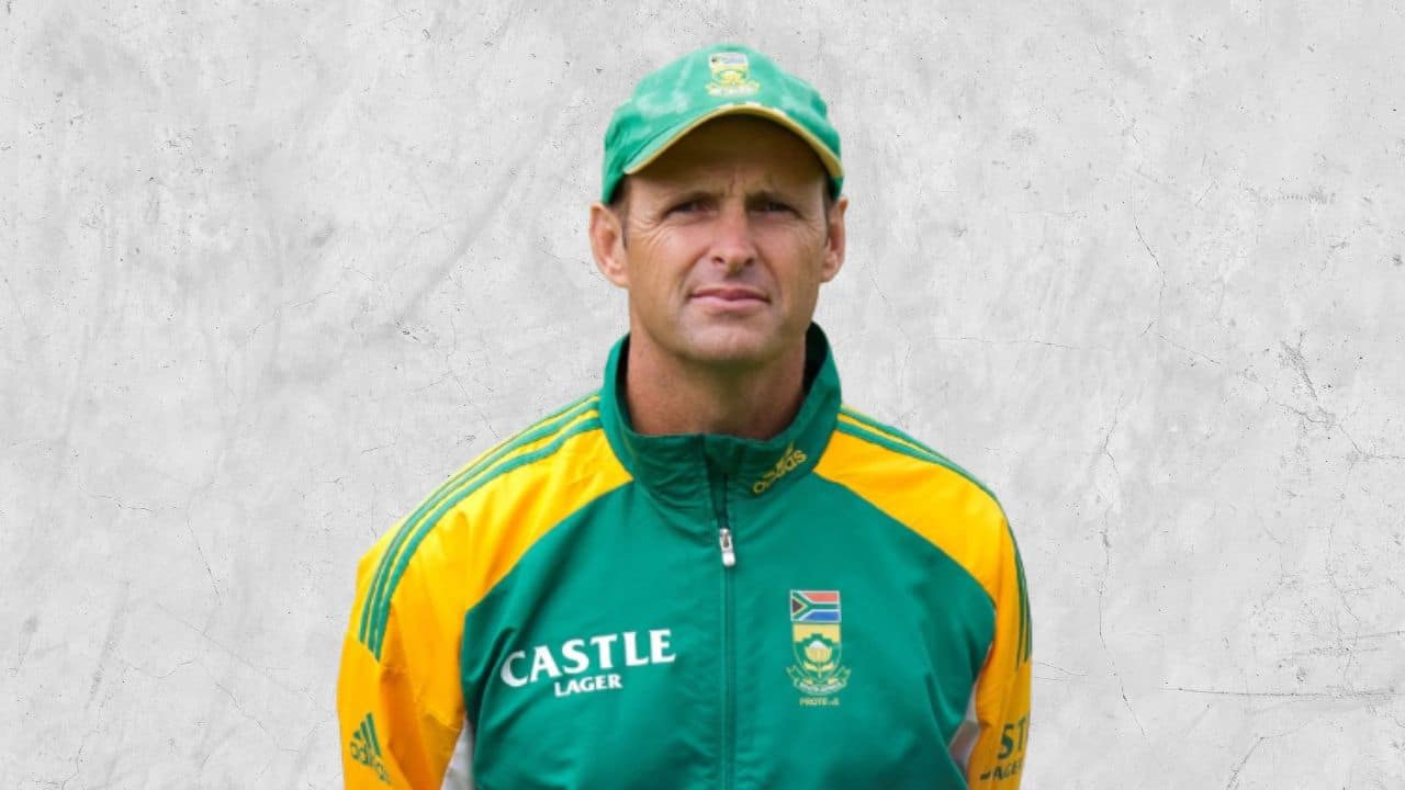 Who is Deborah Kirsten wife of Pakistan cricket team coach Gary Kirsten, biography, family, children and job