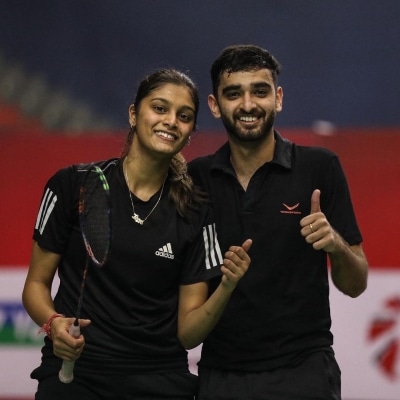Taipei Open: Ishaan-Tanisha advance to second round, Saina pulls out