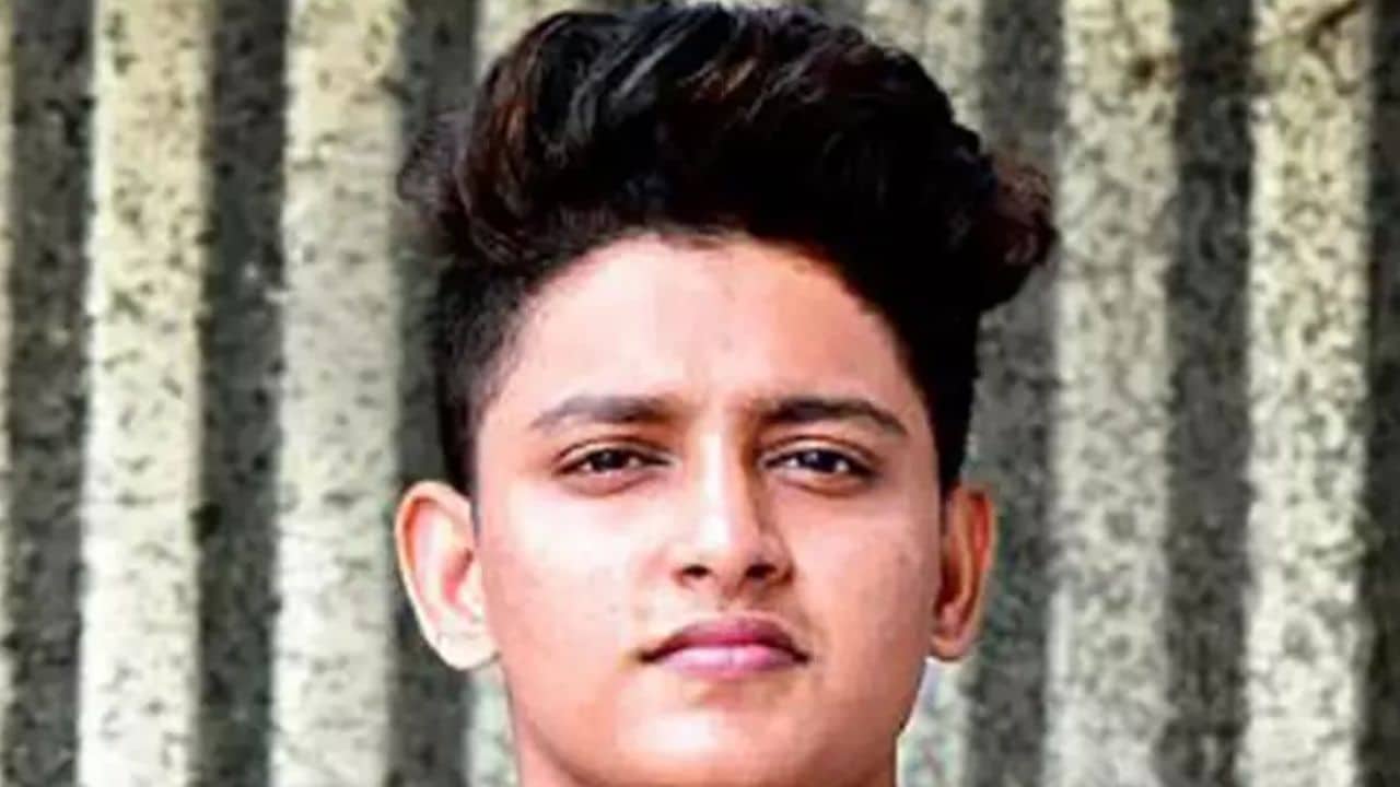 Who Is Adam Harry India’s First Transgender Pilot Biography, Age, Family, Story, Career, Education, Instagram, Before And After Old Photos