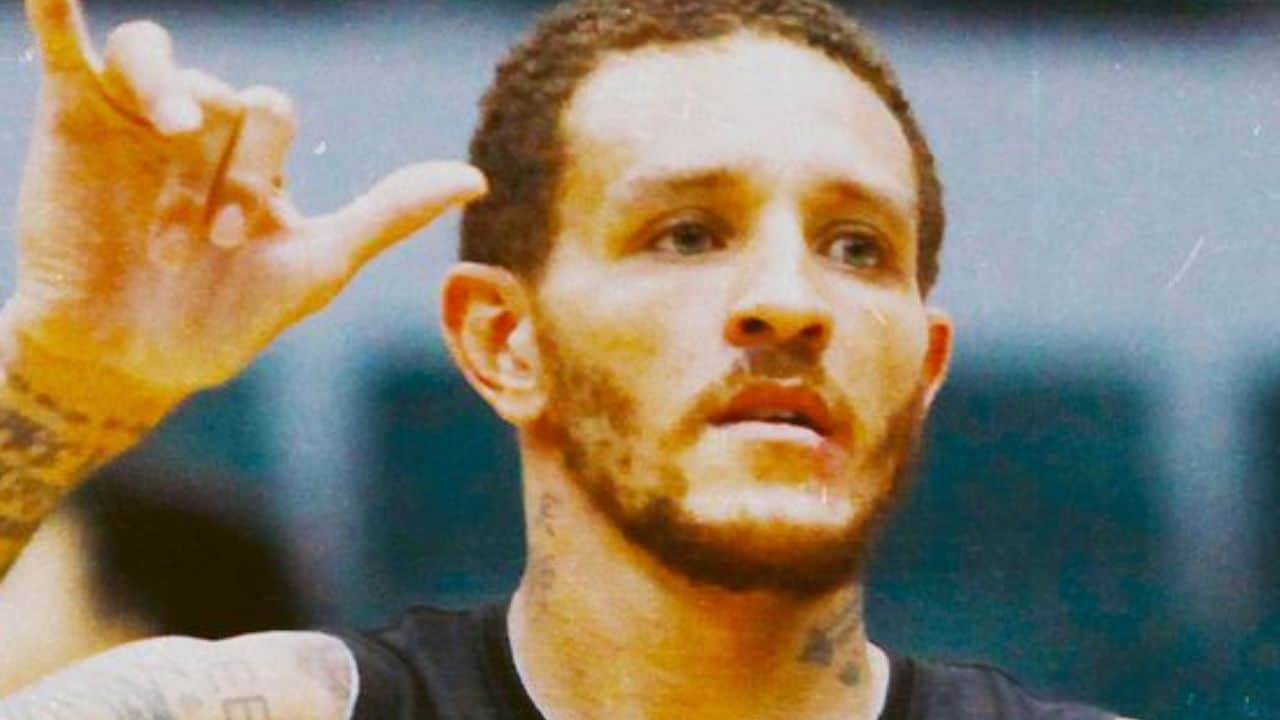 Watch former NBA player Delonte West seen dancing outside a 7-11, video goes viral