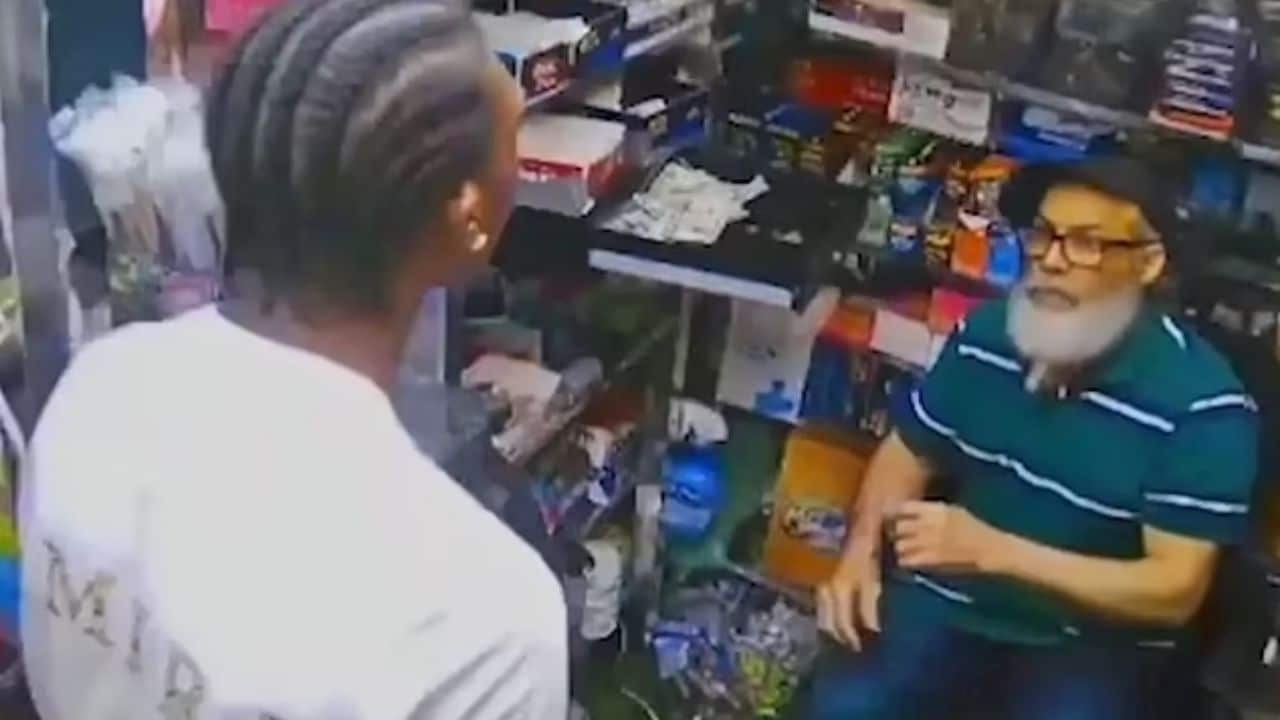 Watch Bodega Worker Jose Alba Murders Austin Simon In NYC, CCTV Footage Video Goes Viral