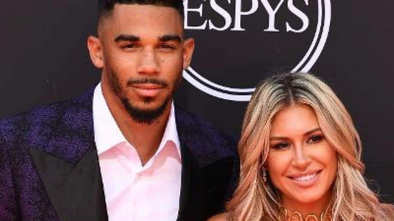 Watch Evander Kane Ex-Wife Anna Reveals He Choked Her When She Was Pregnant And Raper Her After The Funeral Of Their Daughter, Instagram Video Goes Viral