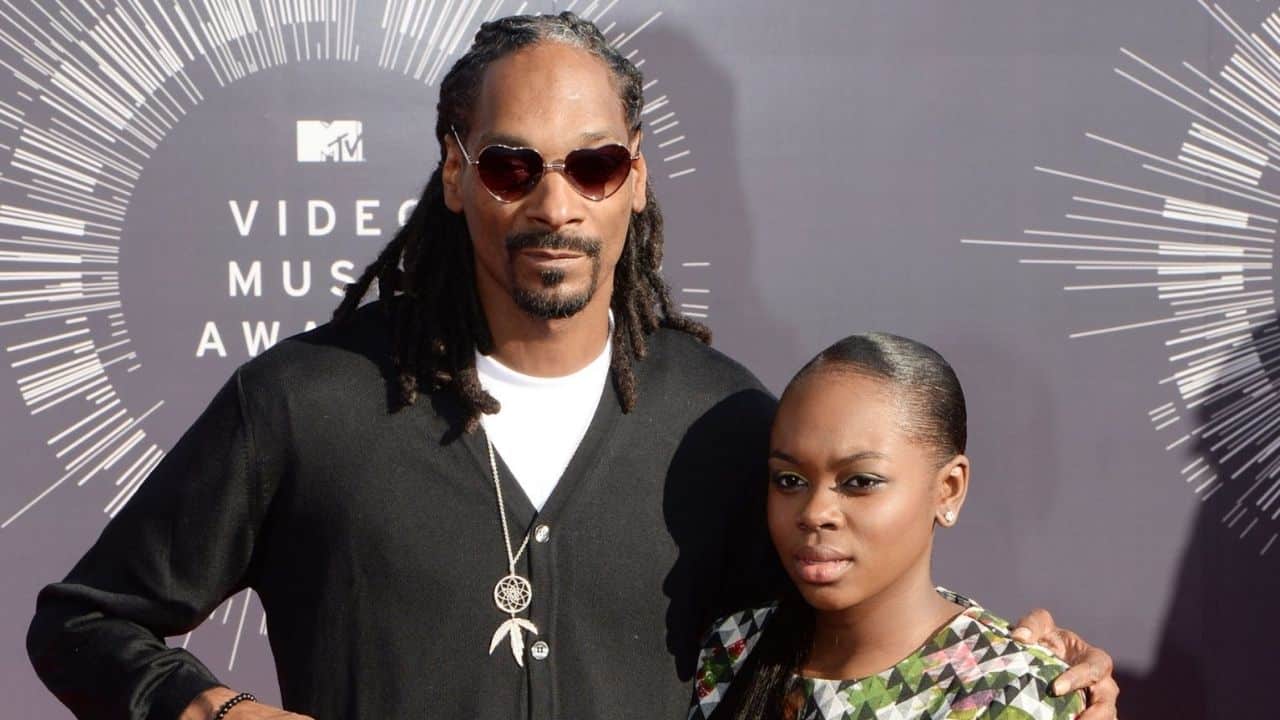 Who Is Cori Broadus Daughter Of Snoop Dogg, Her Age, Height, Parents, Mom, Boyfriend, Education, Instagram