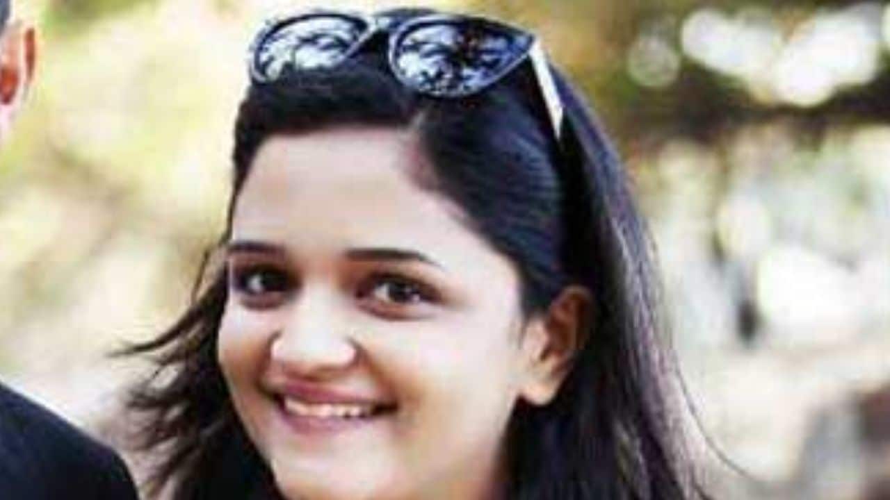 Who Is Radhika Dhopavkar Wife Of Ajinkya Rahane Life Biography, Age, Husband, Daughter, Qualification, Love Story, Images, Instagram, Net Worth