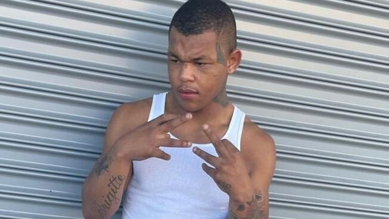 Rapper Tr3yWay6K Is Jumped At A Gas Station By Rival Gang As His Brother Is In Jail For The Murder Of Pop Smoke, Video Goes Viral On Reddit And Twitter