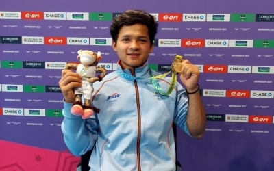 Prez, PM congratulates Jeremy Lalrinnunga for bagging gold at CWG