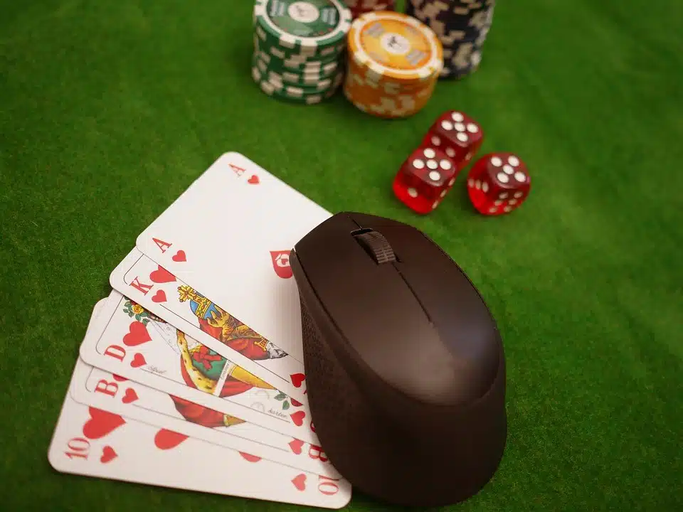 How To Play Online At Casinos Without Making A Deposit And What Is The No Deposit Bonus