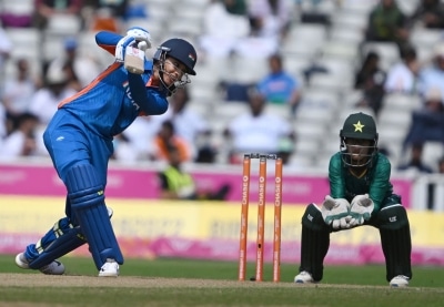 Mandhana moves to career-best 3rd position in T20I Rankings for batters
