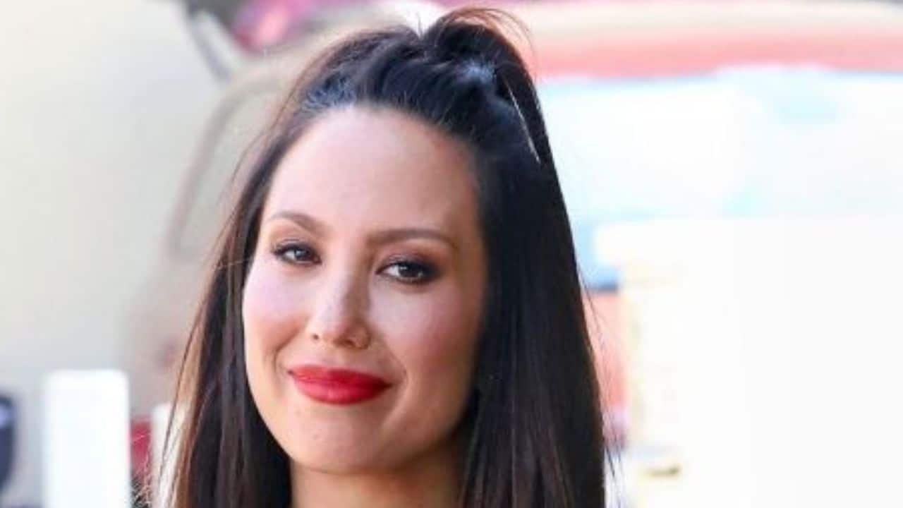 “Viagra, messages, necklace,” Cheryl Burke Reveals Her Partner Was Cheating On Her In Viral TikTok Video, Ex-Husband Matthew Lawrence Speculated As The Man