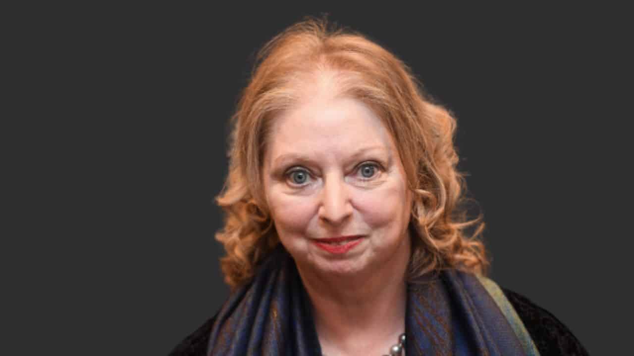 Did Hilary Mantel Have A Stroke? Cause Of Death, Husband, Age & Net Worth Explained