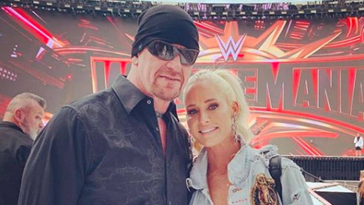 Full List Of Wrestlers Couples In Wwe And Aew That Are Married In Real