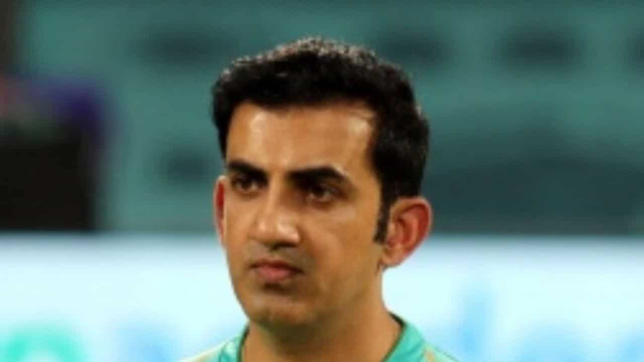 Watch Gautam Gambhir shows middle finger to fans chanting “Kohli Kohli” during Asia Cup 2023, video goes viral on Twitter