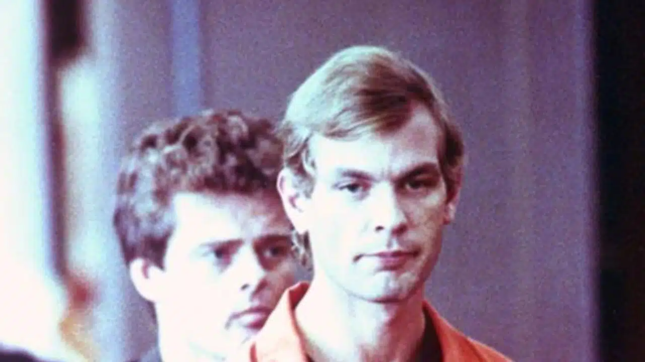 Where Is John Balcerzak Arresting Officer Of Jeffrey Dahmer Who Let Him Walk Free Now Today In 2022, Milwaukee Police Association President Career, Reddit And Twitter News